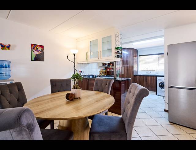 4 BEDROOM HOUSE FOR SALE IN BARBEQUE DOWNS